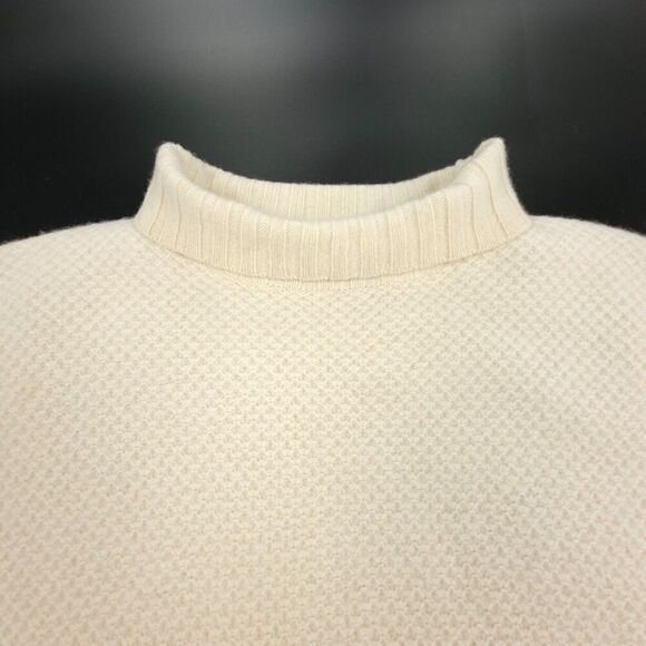 Everlane The Honeycomb Funnel Neck in Wool Cashmere Bone Minimal Quiet Luxury - Picture 6 of 9